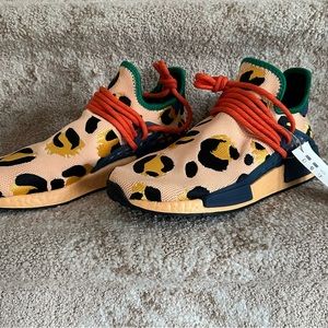 Pharrell Williams super cool Adidas sneakers size 8